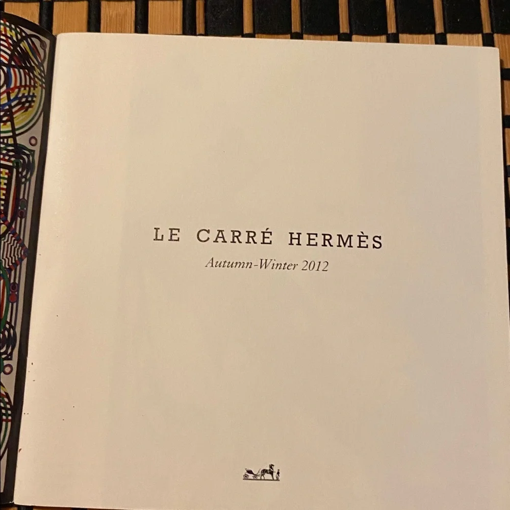 Le Carre Hermes Autumn Winter Scarf  2012 Catalogue - Picture 2 of 6